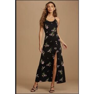 Lulus‎  NWT Blooming Vision Black Floral Maxi Dress Size L Preowned